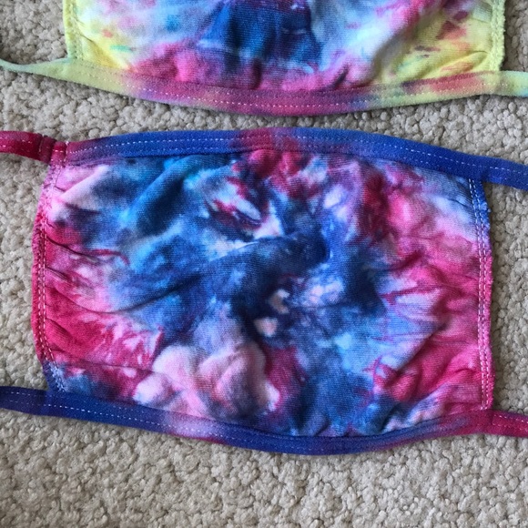 2 tie dye cotton face masks 😷✌️ pink yellow blue - Picture 4 of 5